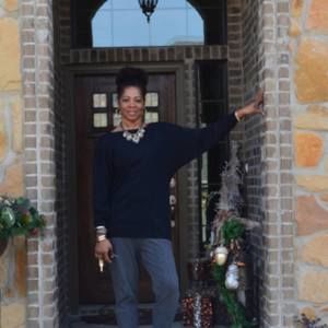 Meet your Posher, Dana